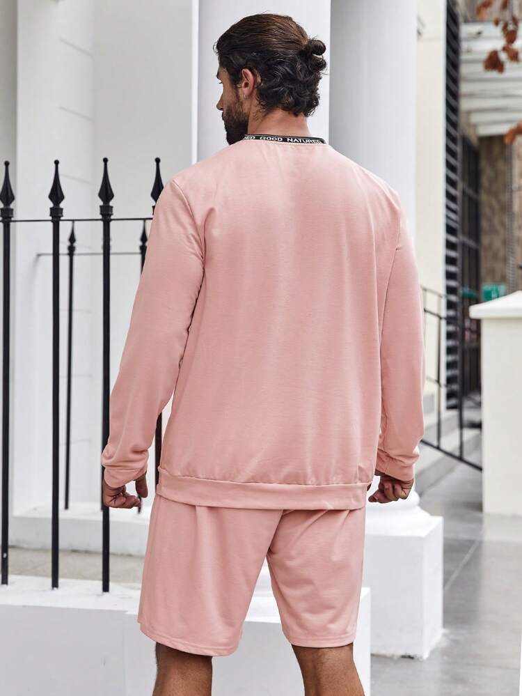 Men Plus Letter Graphic Sweatshirt & Drawstring Waist Shorts