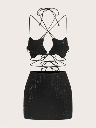 متقاطع مكشوف الظهر بربطة ترتر صدرية كامي قصير & تنورة ضيقة