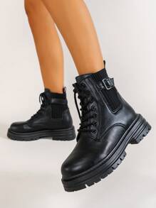 Stivali bianchi retrò di moda per donne, autunno/inverno 2025, stivali neri con tacco spesso, stivali corti da motociclista con suola platform chunky, stile da strada