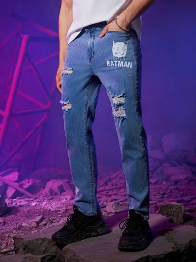 BATMAN X SHEIN 男士字母圖案破洞抽鬚直筒牛仔褲
