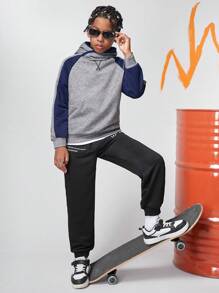 SHEIN Tween Boy Contrast Raglan Sleeve Hooded Sweatshirt - Grey - View 5