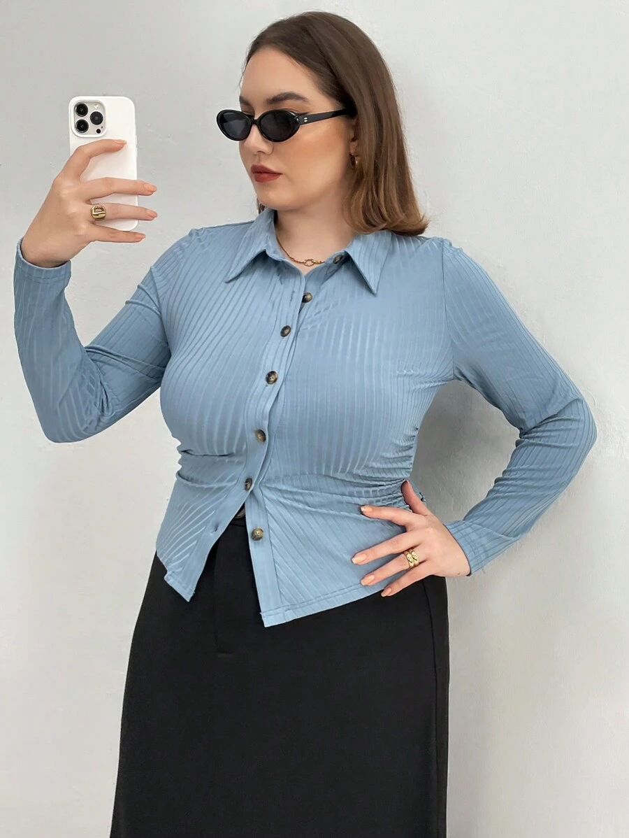 SHEIN Essnce 大碼素色前紐扣T恤 - 霧霾藍 - 查看 1