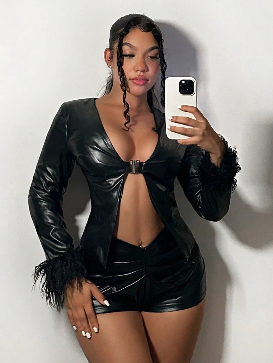 SHEIN SXY Fuzzy Cổ tay áo Chi tiết nút buộc chất liệu da PU Áo khoác - màu đen - Xem 1