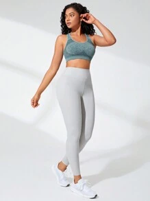 Medium Support Seamless Racer Back Sports Bra - Green - View 3