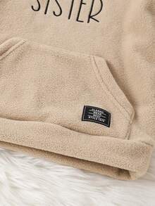 SHEIN 女小童字母刺繡袋鼠口袋連帽衛衣裙帶腰包 - 卡其色 - 查看 5