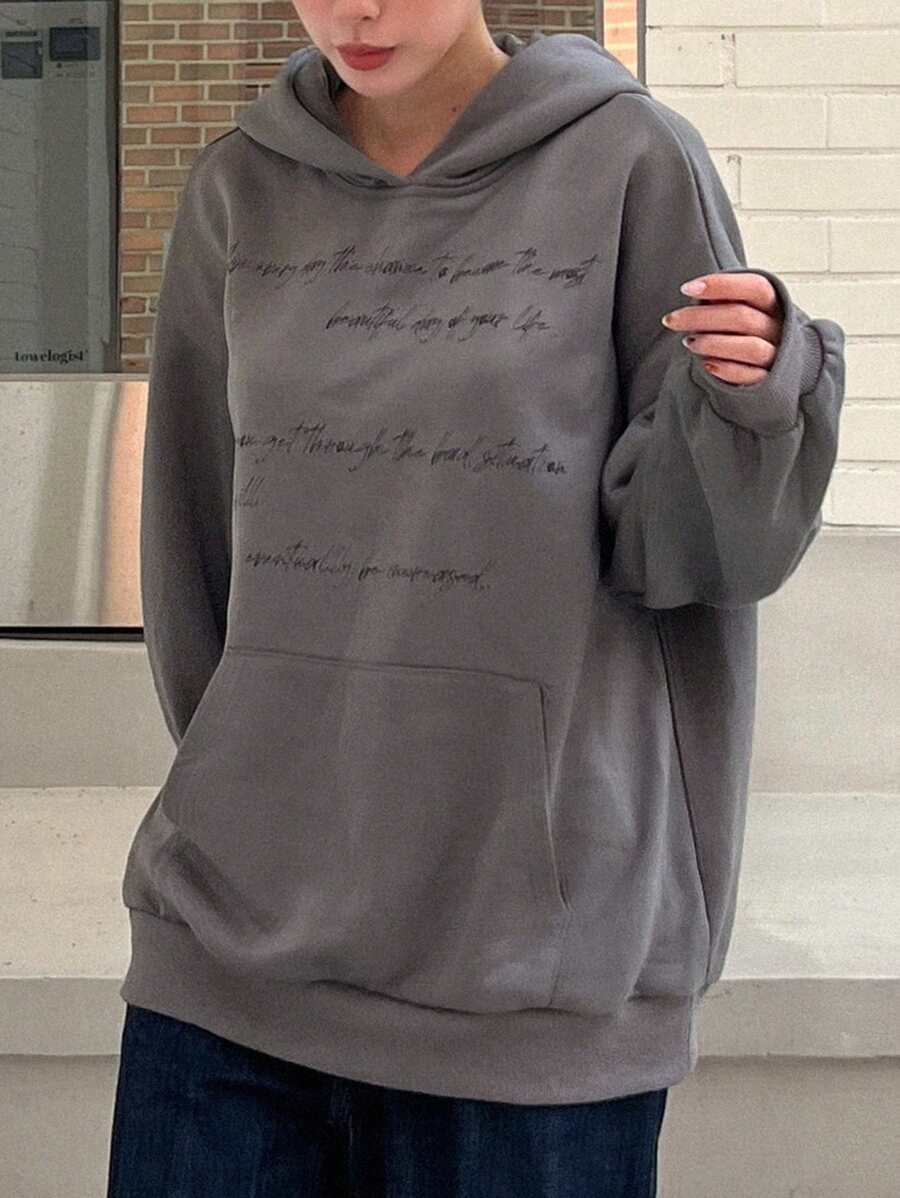 DAZY 標語圖案袋鼠口袋落肩袖連帽衫 - 灰色 - 查看 1