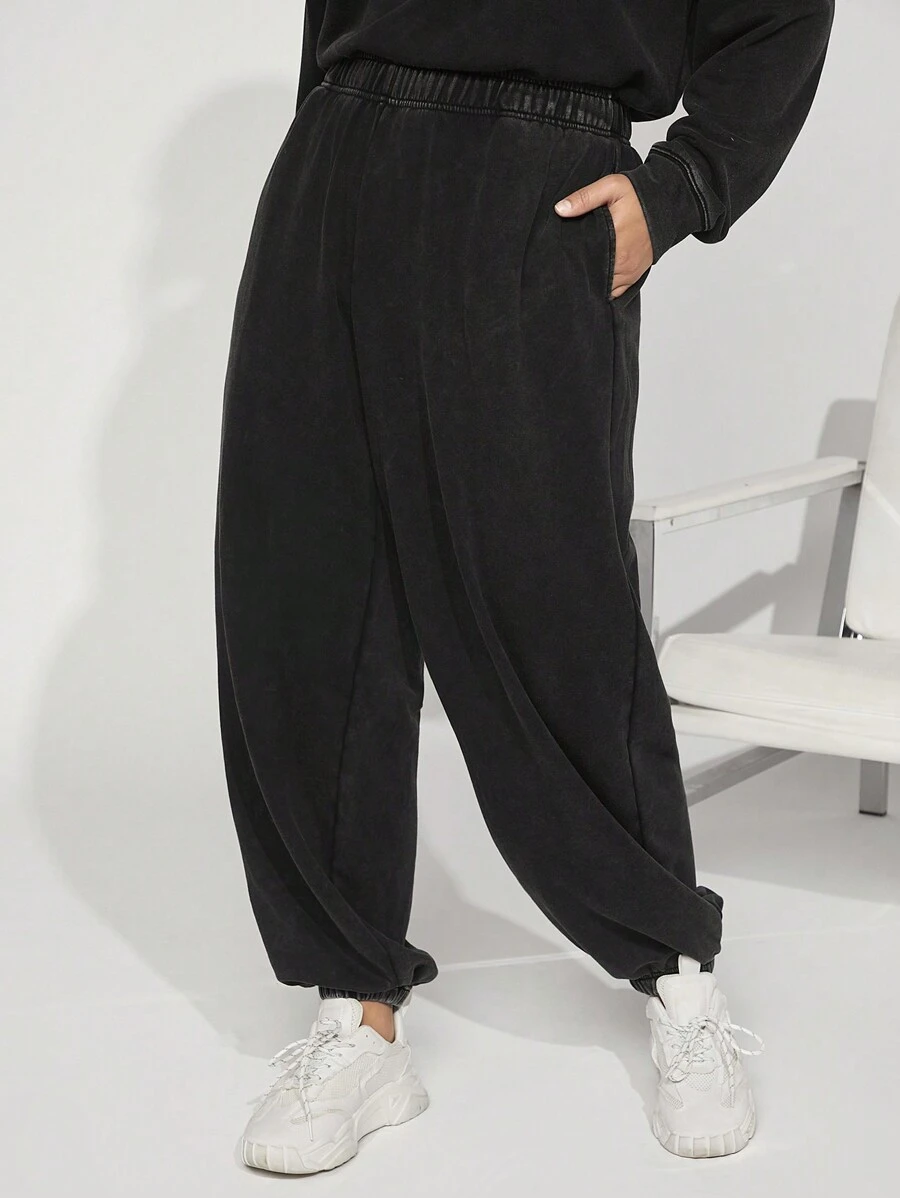 SHEIN BASICS Plus Size Women's Tapered Jogger Pants With Gathered Ankles  Joggers - Black - View 1