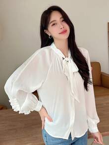 DAZY 繫帶領插肩袖襯衫 - 白色 - 查看 4