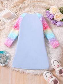 SHEIN Cô Gái Trẻ Nàng tiên cá in Tay Raglan Váy áo thun - Nhiều màu - Xem 2