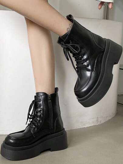 Rady ブラック レースアップ厚底ブーツ SHEIN Rady ブラック レースアップ厚底ブーツ SHEIN レースレディース