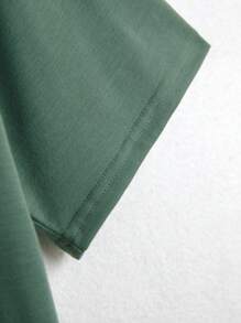 SHEIN EZwear Đồ họa ô tô và chữ cái Áo thun Thả vai - Màu xanh lá cây đậm - Xem 5