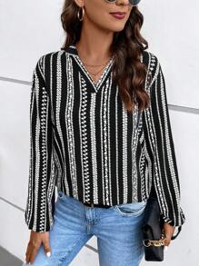 SHEIN LUNE Ditsy Floral Print Notched Neckline Lantern Sleeve Blouse - Black and White - View 6