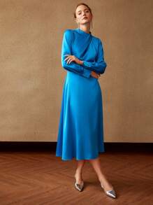 MOTF PREMIUM RUCHED MOCK-NECK DRESS