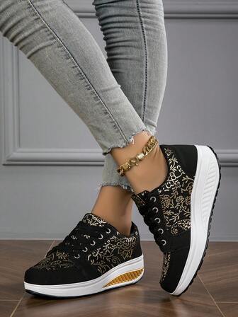 秋冬女士休闲运动鞋，坡跟厚底步行鞋，时尚、舒适、轻便，女士运动鞋