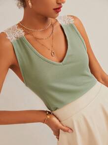 EURMUSE Contrast Lace Tank Top - Mint Green - View 1