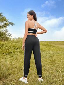 Easithlete Contrast Binding Sports Set - Black - View 2