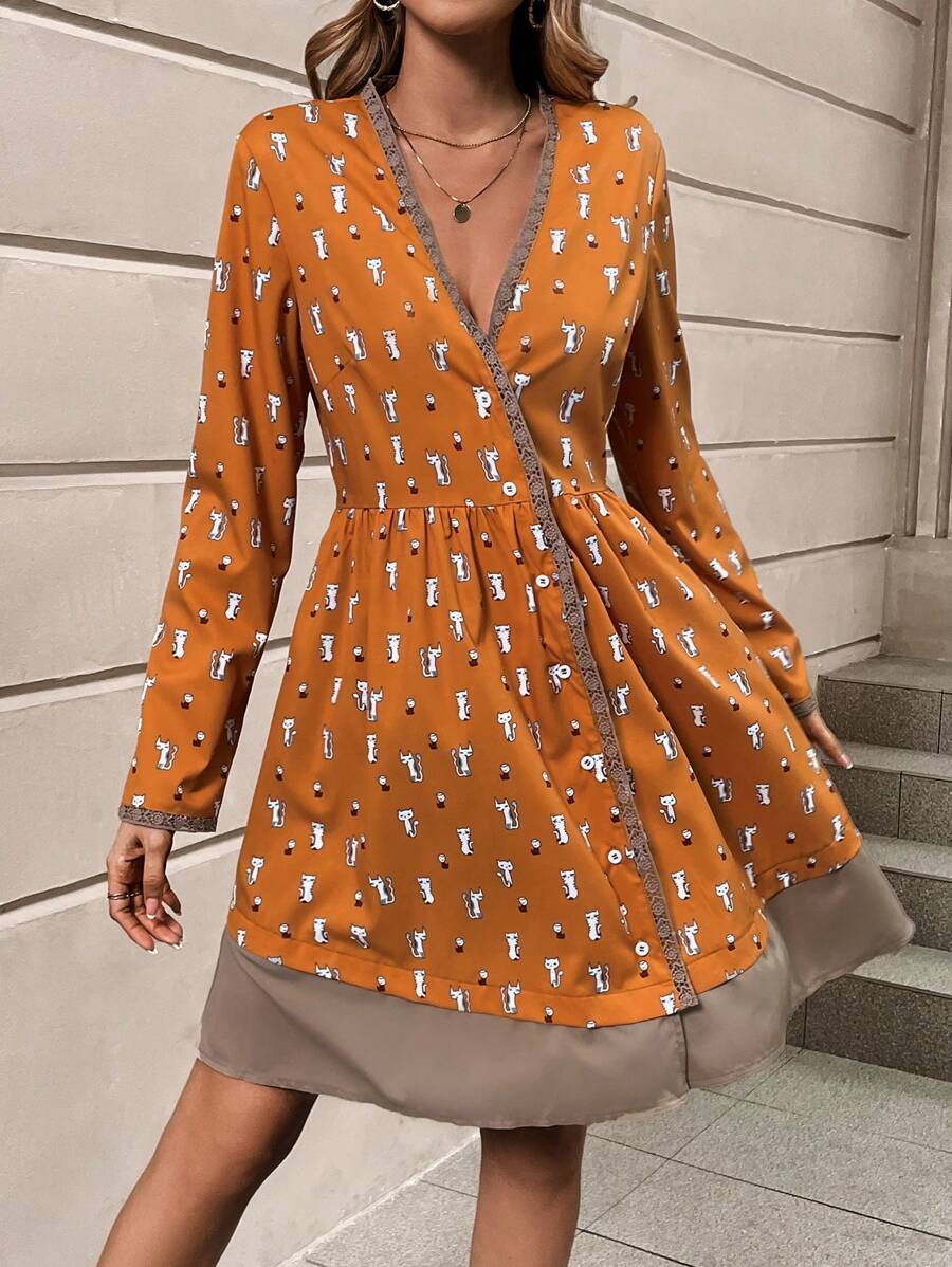 SHEIN Clasi 卡通圖案拼接邊圍裹細節洋裝 - 彩色 - 查看 1