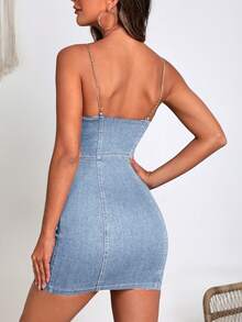 SHEIN Essnce 正面鈕扣緊身胸衣修身牛仔洋裝 - 淺色水洗藍 - 查看 3