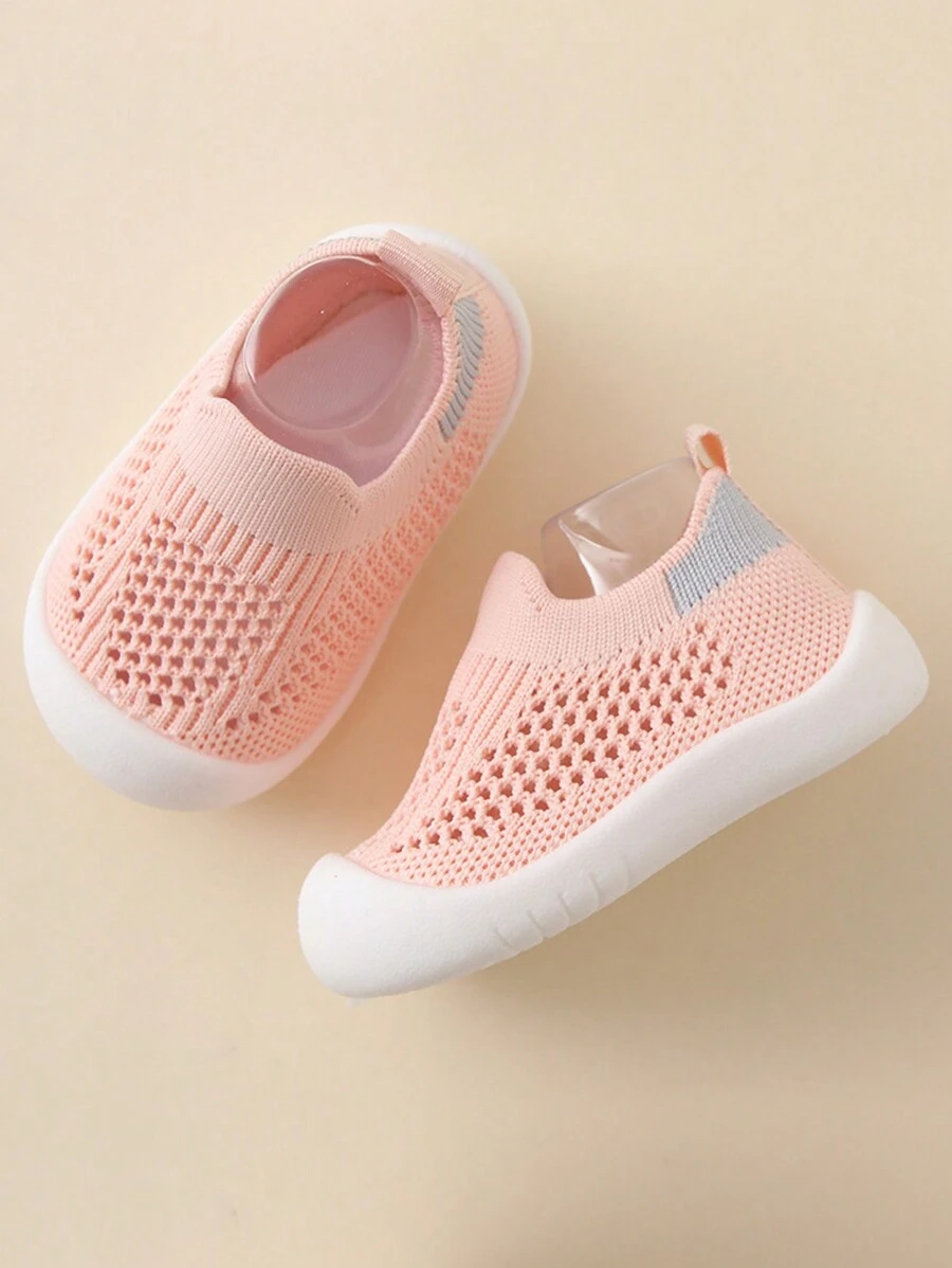 Sneakers Bayi - Berwarna merah muda - View 1