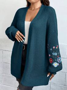 SHEIN CURVE+ Cardigan ampio con maniche a goccia e ricamo floreale, adatto per l'inverno