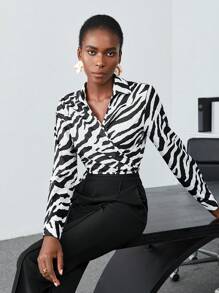 BizChic In hoa văn ngựa vằn Nút ven Áo sơ mi Crop - Nhiều màu - Xem 1