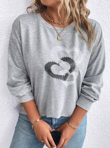 SHEIN LUNE Plus Size Sweatshirt With Heart Pattern Graduation,Back To School Outfits,Graduation,Teacher Outfits For Women,Back To School Pullover Fall Outfit Winter Autumn - Grey - View 4