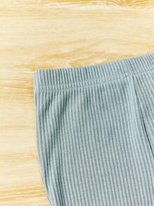 SHEIN 女小童2入組愛心刺繡木耳邊喇叭褲