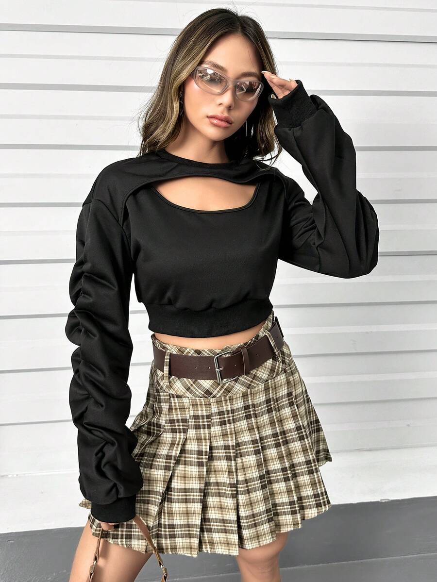 SHEIN Unity Cut Out Front Ruched Sleeve Crop Sweatshirt - Black - View 1