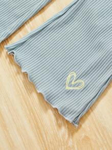 SHEIN 女小童2入組愛心刺繡木耳邊喇叭褲