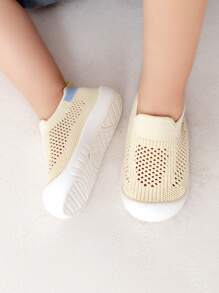 1pair Unisex Toddler Soft Bottom Anti-slip Mesh Breathable Walking Shoes - Beige - View 5