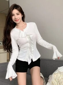 DAZY Chất rắn Viền Ruffle Nút phía trước Tay áo loe Áo thun - trắng - Xem 4