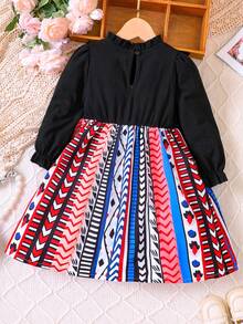 SHEIN 女小童幾何印花荷葉邊喇叭袖前蝴蝶結洋裝 - 黑色 - 查看 2