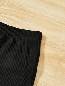 SHEIN 女小童2入組愛心刺繡木耳邊喇叭褲