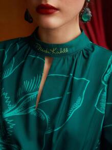 Frida Kahlo X SHEIN 印花鎖眼領洋裝不附腰帶 - 綠色 - 查看 5