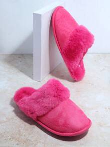 SHUZIA Minimalist Fluffy Bedroom Slippers - Red Violet - View 2