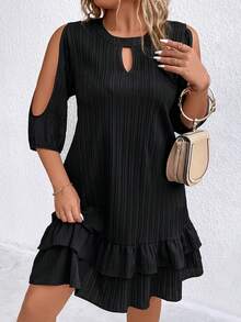 SHEIN Clasi 大碼鎖眼領挖肩荷葉邊洋裝 - 黑色 - 查看 5