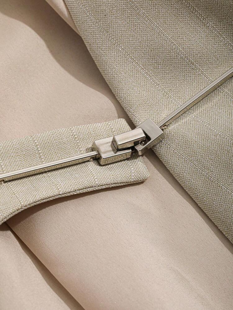 Solid Button Detail Cutout Crop Blazer Business Attire
