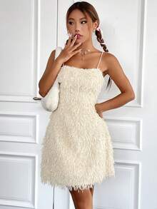SHEIN EZwear Chất rắn 	
Fuzzy Váy Dây - Màu be - Xem 3