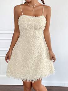 SHEIN EZwear Chất rắn 	
Fuzzy Váy Dây - Màu be - Xem 1