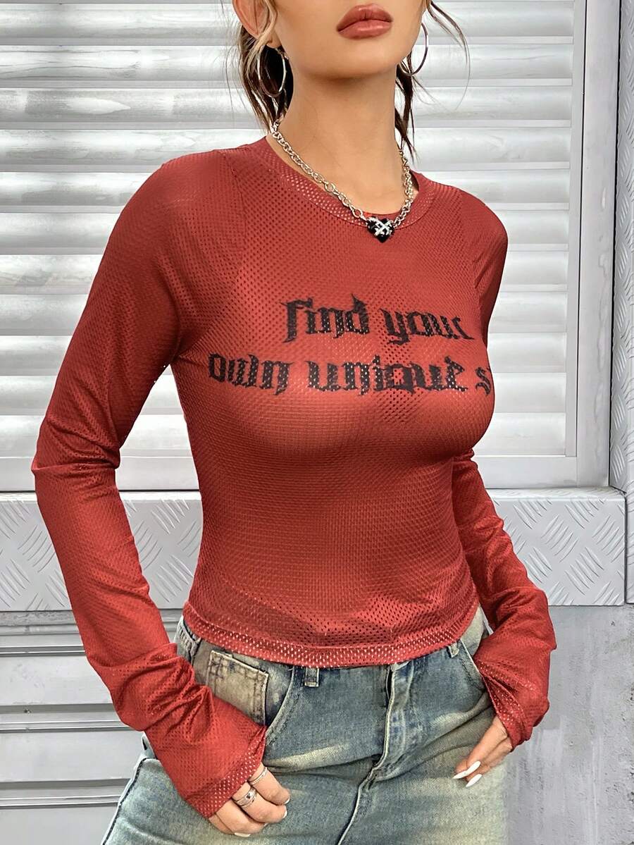 SHEIN EZwear Đồ họa Khẩu hiệu Lưới Áo Không có áo ngực - Đỏ - Xem 1