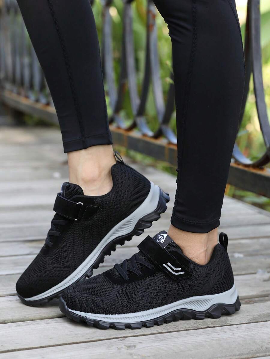 New Lightweight Breathable Casual Walking Shoes For Women & Men, All Black Sports Shoes, Suitable For Middle-aged & Older People For Running, Travel, Work, Easy To Wear Slip-on Shoes - Black - View 1