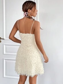 SHEIN EZwear Chất rắn 	
Fuzzy Váy Dây - Màu be - Xem 2