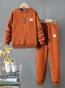 SHEIN 男大童字母貼布衍縫套頭衫和運動褲 - 咖啡棕 - 查看 1