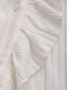 DAZY Chất rắn Viền Ruffle Nút phía trước Tay áo loe Áo thun - trắng - Xem 7