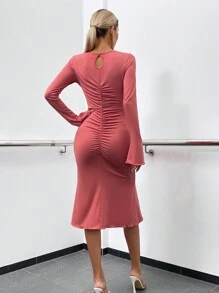 Zolique 鏤空前收褶不對稱下擺緊身洋裝 - 西瓜粉 - 查看 2
