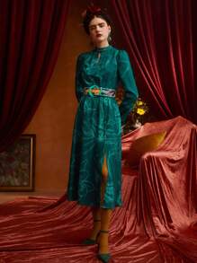 Frida Kahlo X SHEIN 印花鎖眼領洋裝不附腰帶 - 綠色 - 查看 3