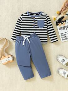 SHEIN Vintaside Kids Bebé niño Camiseta de rayas con parche con bolsillo & Pantalones con cordón delantero