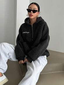 DAZY Thêu Chữ Tay Raglan Dây rút áo có mũ Áo Teddy Jackets - Màu xám đen - Xem 7