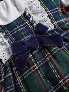 SHEIN 女嬰格子呢圖案荷葉邊喇叭袖前蝴蝶結洋裝＆ 頭巾