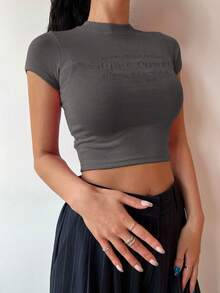 DAZY Letter Graphic Crop Tee - Dark Grey - View 4